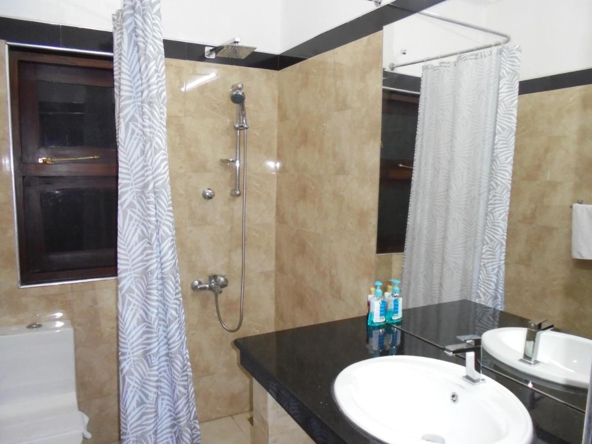 JMF Hotel Negombo Eksteriør bilde